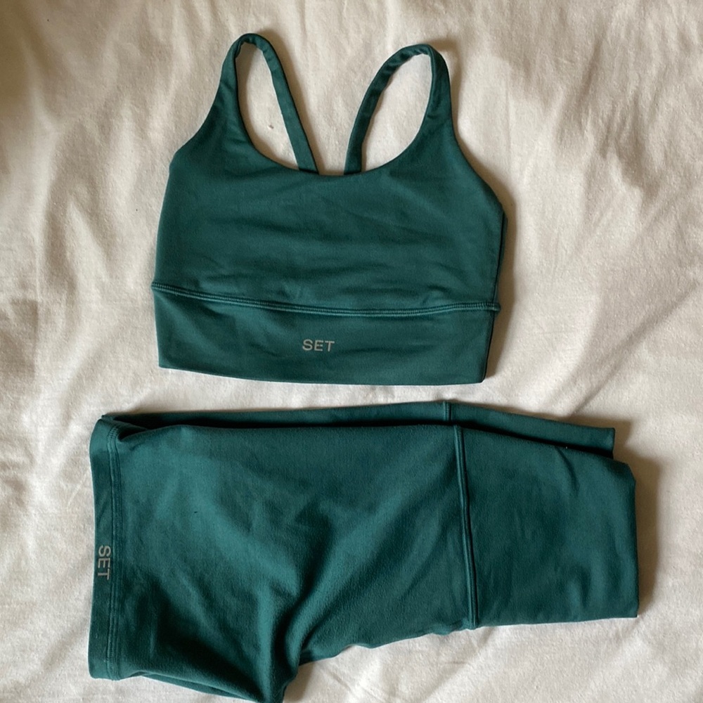 SET Active Tiki Set